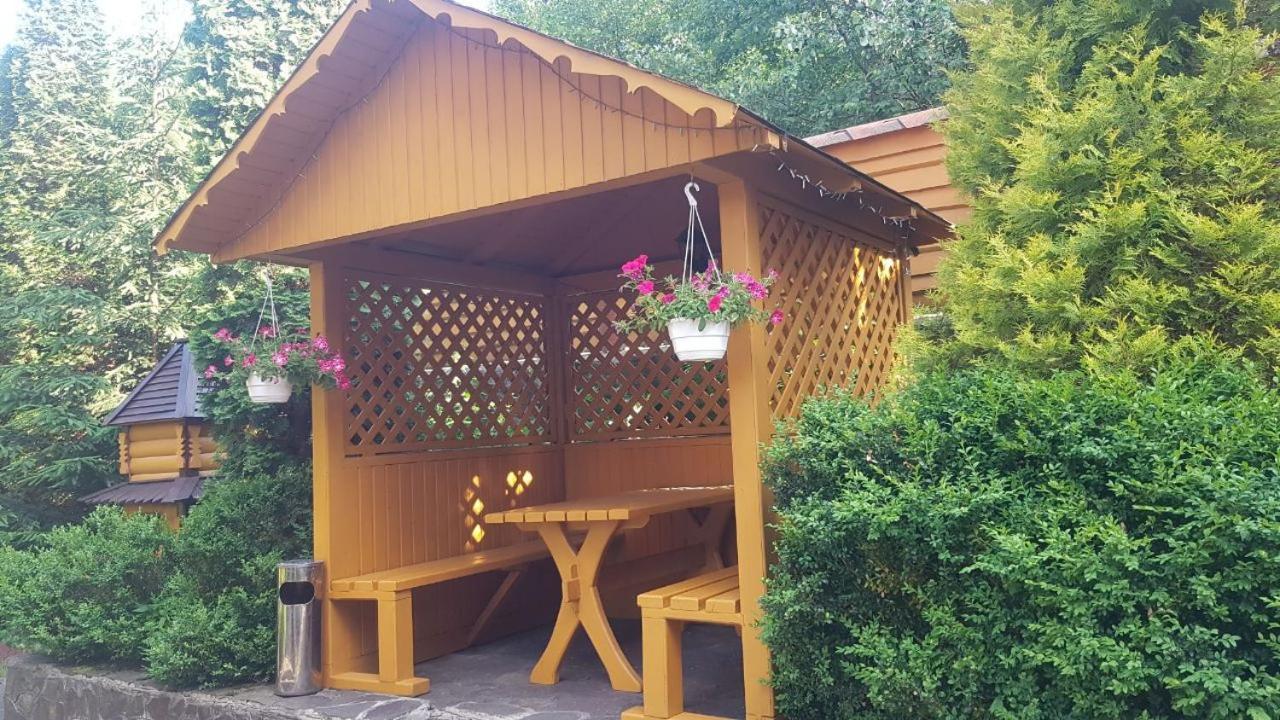 Karpatski Zori Hotel Bukovel Dış mekan fotoğraf